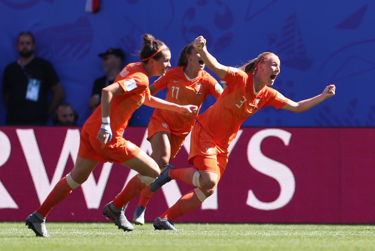 女足对荷兰集锦