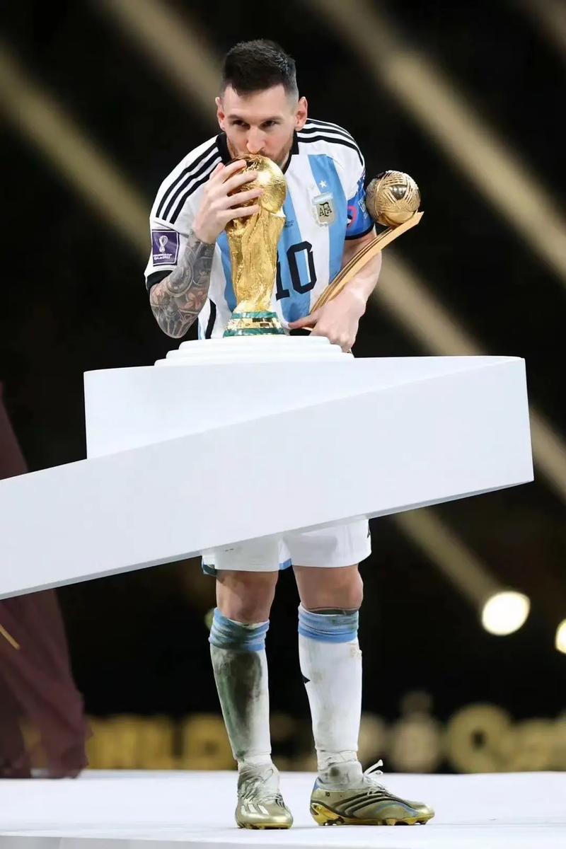 梅西首夺美洲杯冠军抖音标题